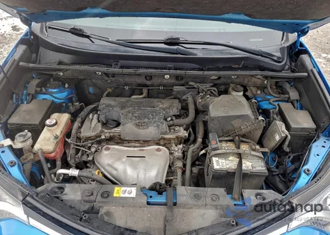 2016 Toyota Rav4 Le z USA, uszkodzony, nr VIN JTMBFREV3GD197328